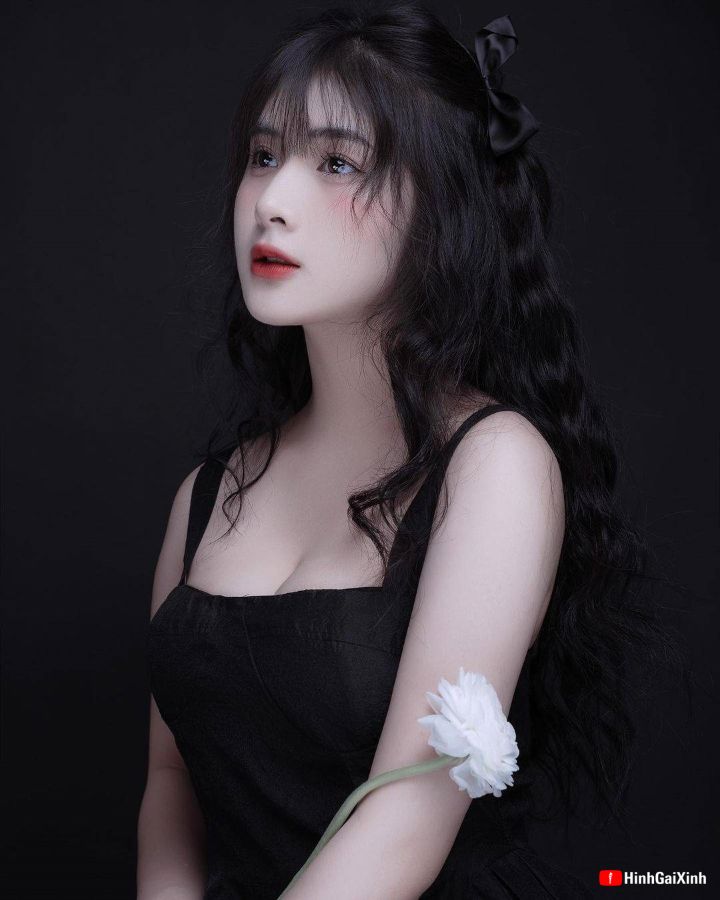 girl xinh quỳnh alee